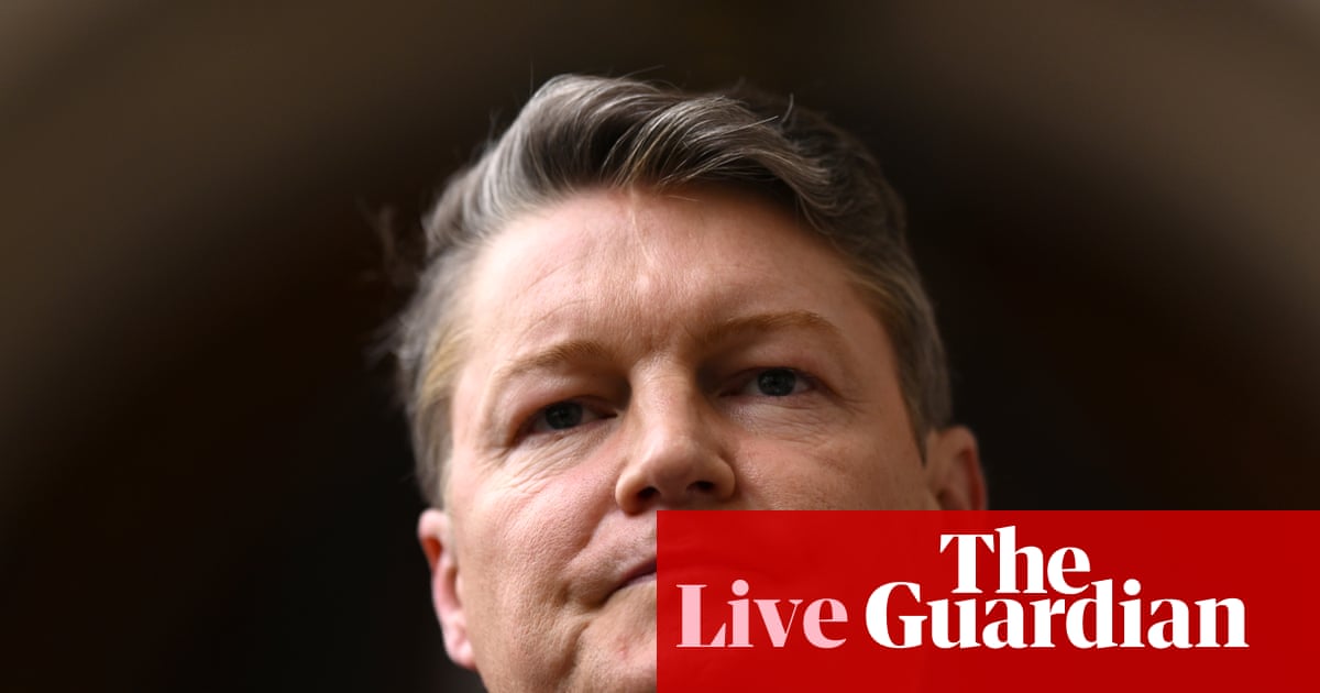 Australia politics live: Coalition rejects Labor’s ‘unacceptable’ plan to regulate harmful content on social media