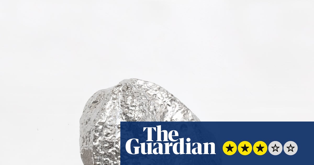 Liz Larner review – crystal comets crash to Earth yet fail to make much impact